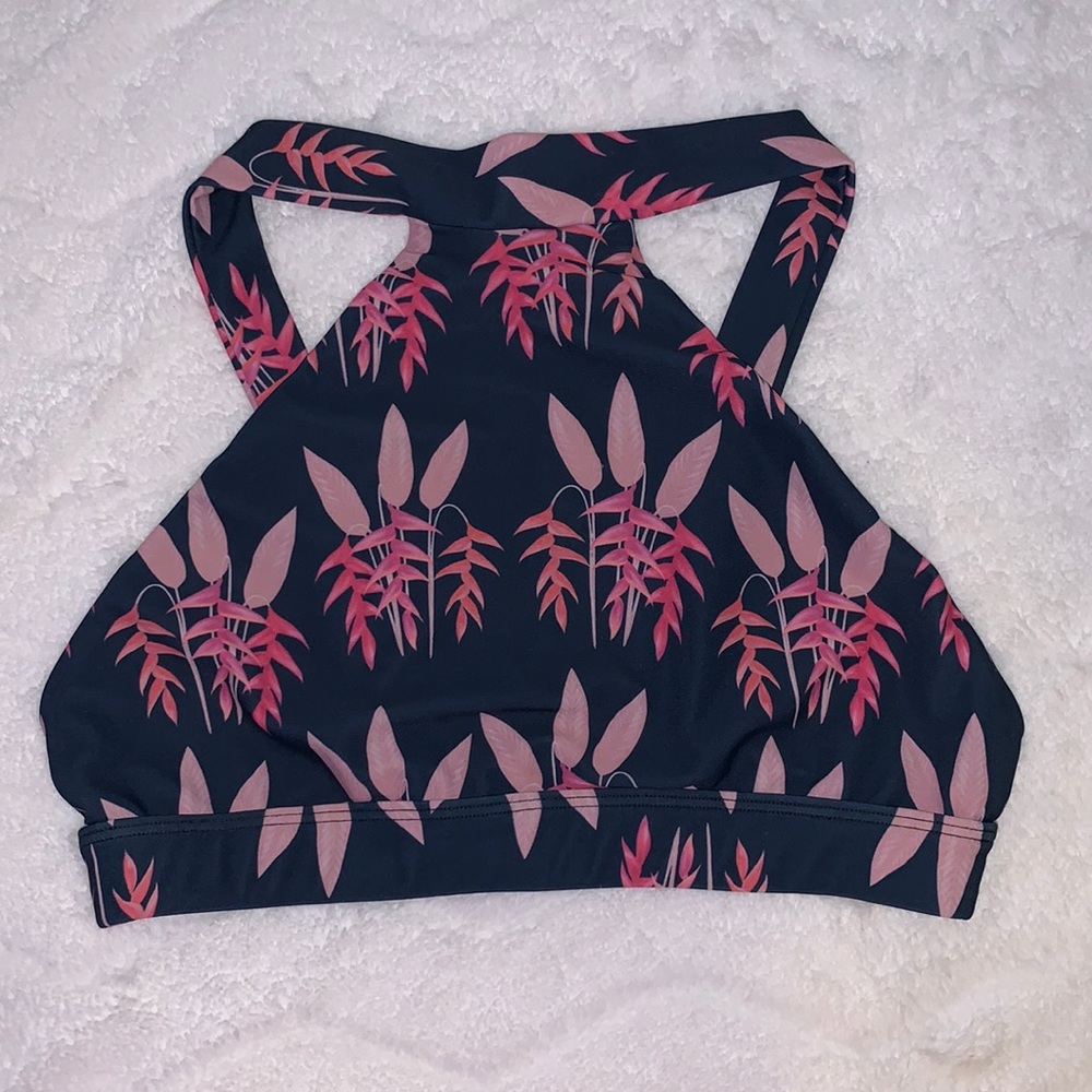 Acacia top